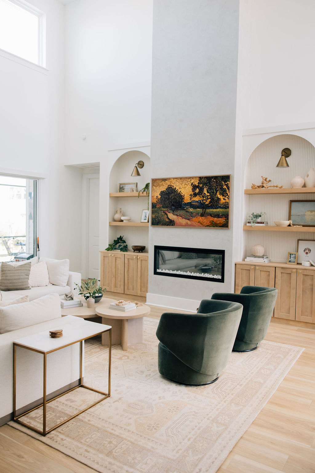 Thoughtfully designed living room showing how working with a renovation interior designer helps avoid common renovation mistakes.<br />
